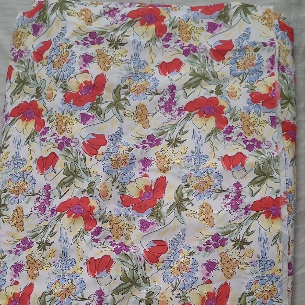 Floral Patterned Fabric - Picture 5 of 5